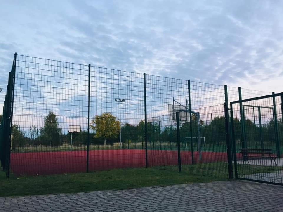 Apartament Nad Jeziorem Welle Kołczewo Exteriör bild