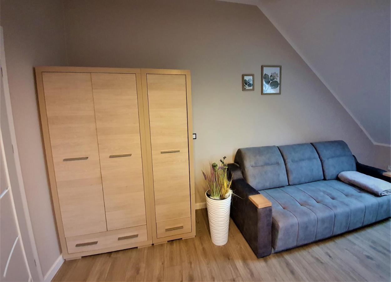 Apartament Nad Jeziorem Welle Kołczewo Exteriör bild