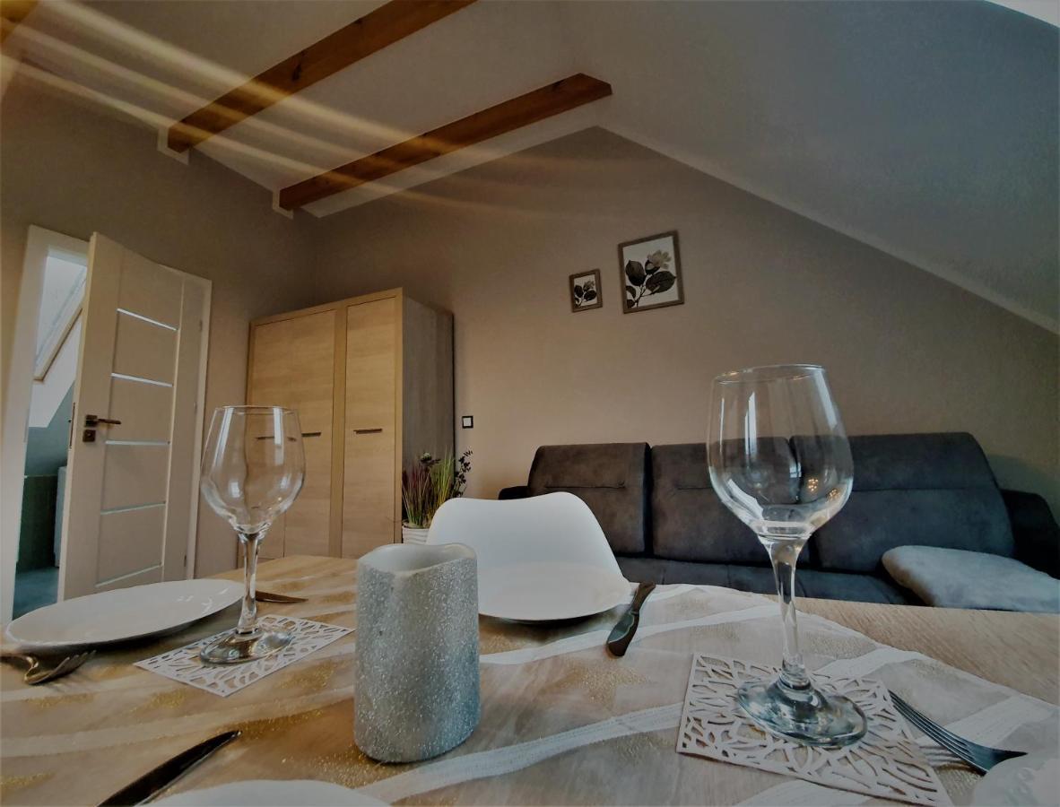 Apartament Nad Jeziorem Welle Kołczewo Exteriör bild