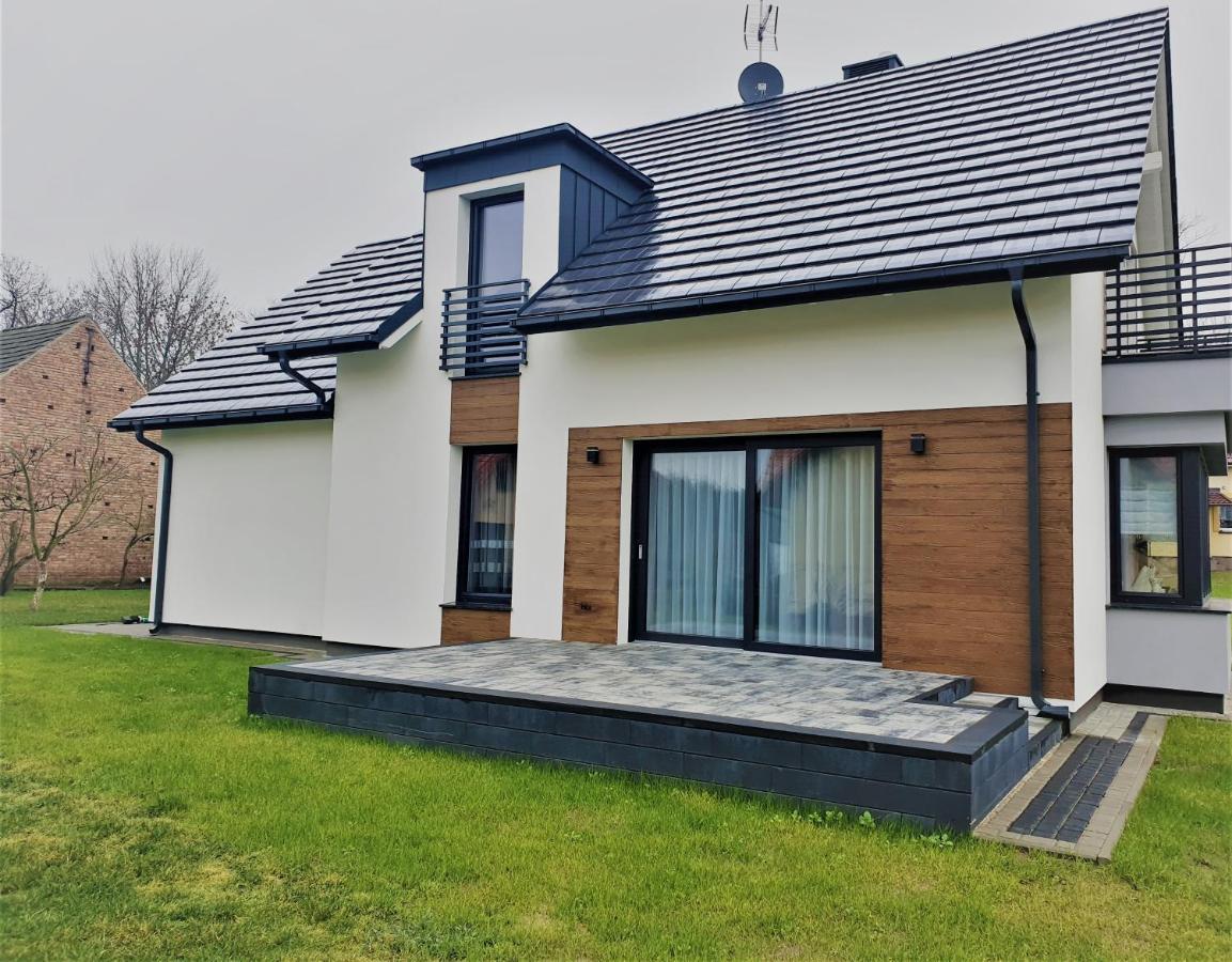Apartament Nad Jeziorem Welle Kołczewo Exteriör bild